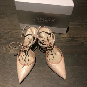 Women’s shoes